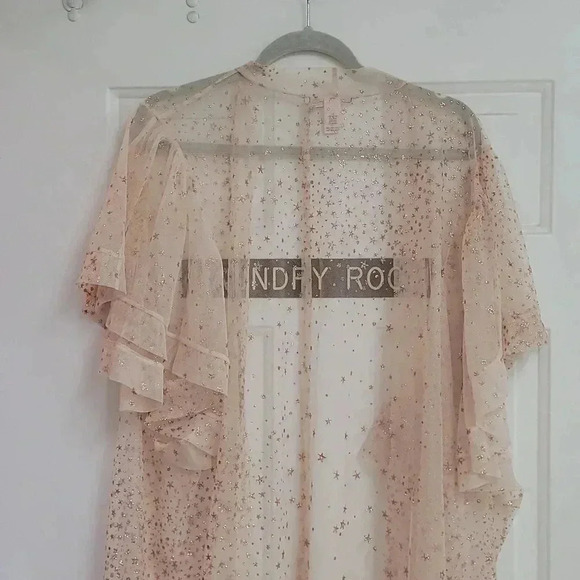 Victoria’s Secret Beige Glitter Star Robe - Picture 11 of 13